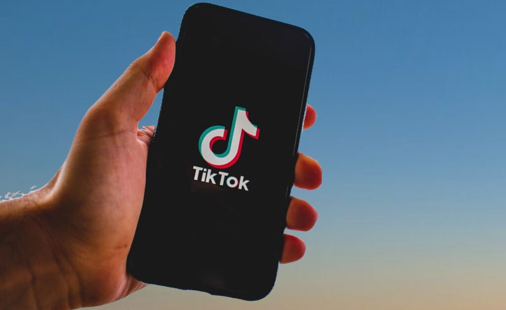 TikTokのタグ付けとメンションの違いは？